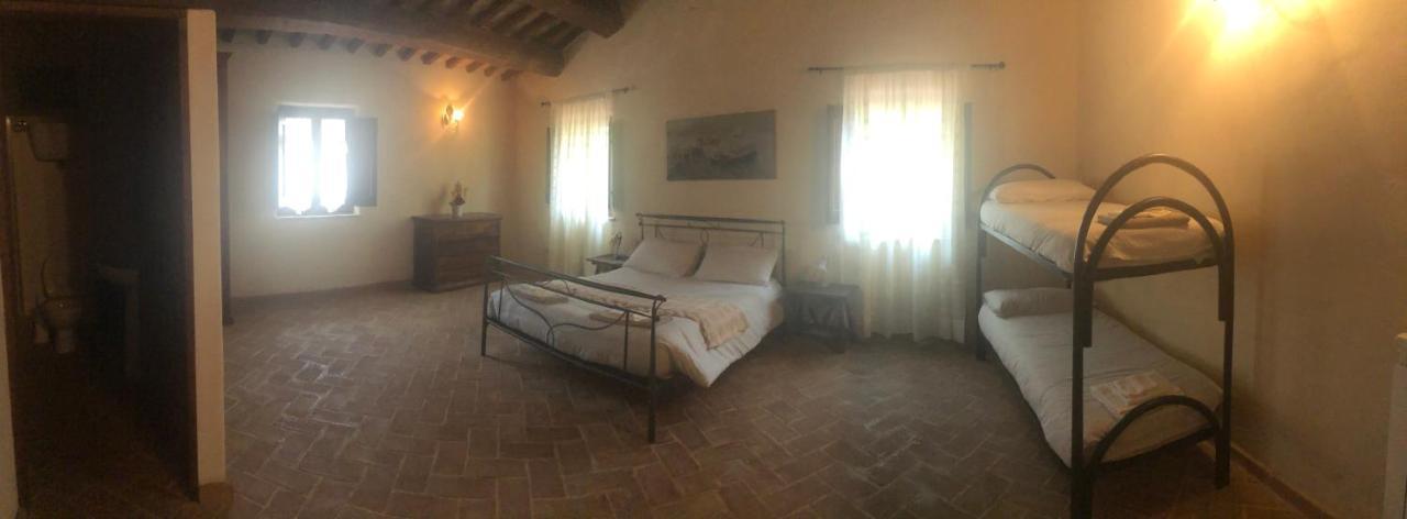 Agriturismo Il Covo Del Solengo Valtopina Eksteriør bilde