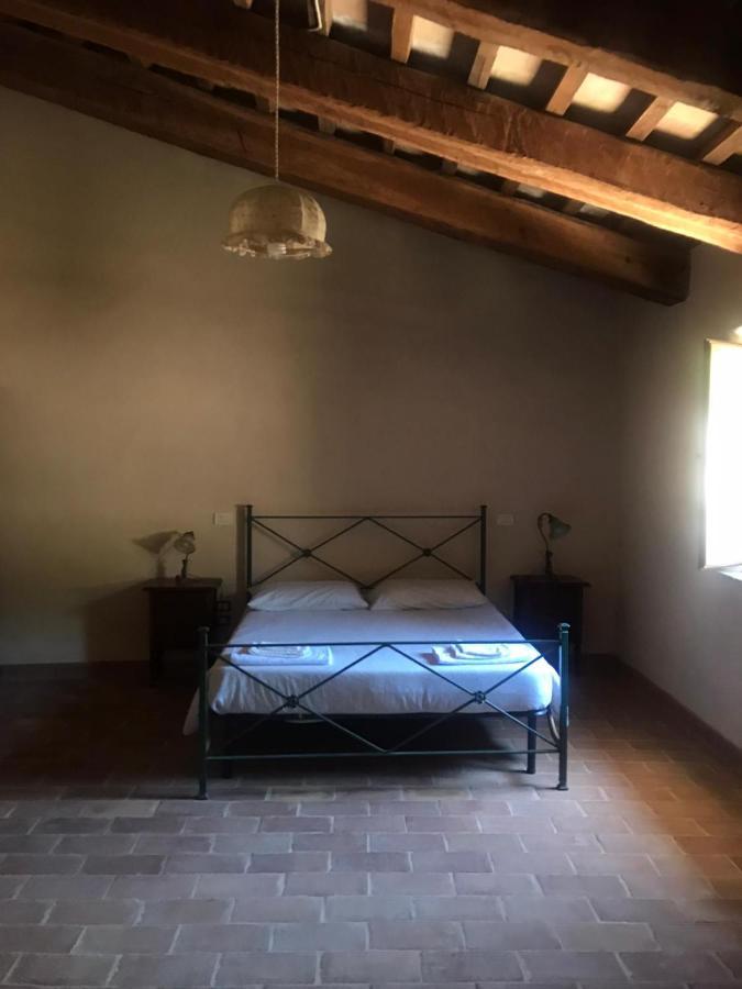 Agriturismo Il Covo Del Solengo Valtopina Eksteriør bilde