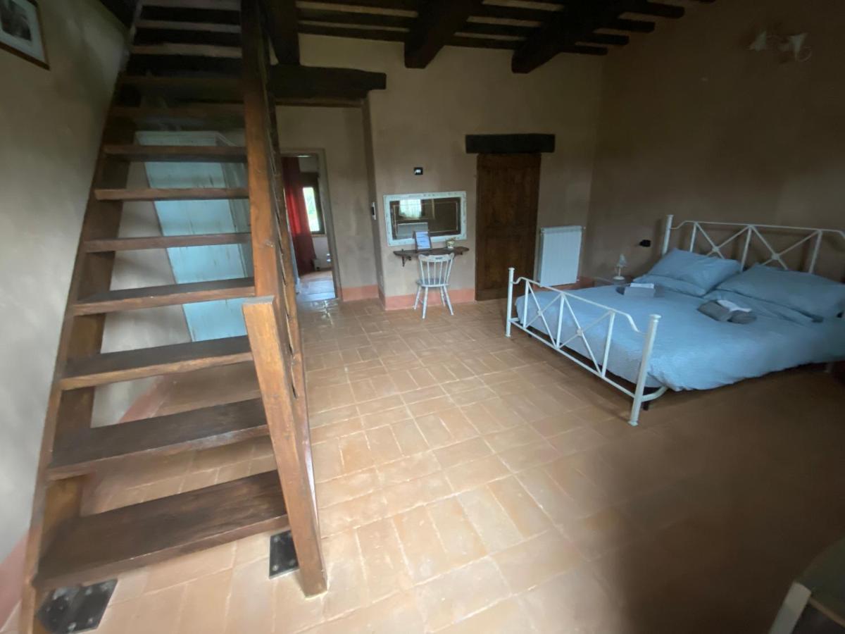 Agriturismo Il Covo Del Solengo Valtopina Eksteriør bilde