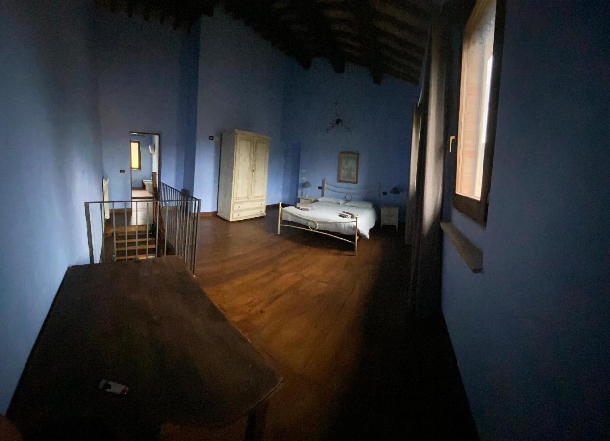 Agriturismo Il Covo Del Solengo Valtopina Eksteriør bilde