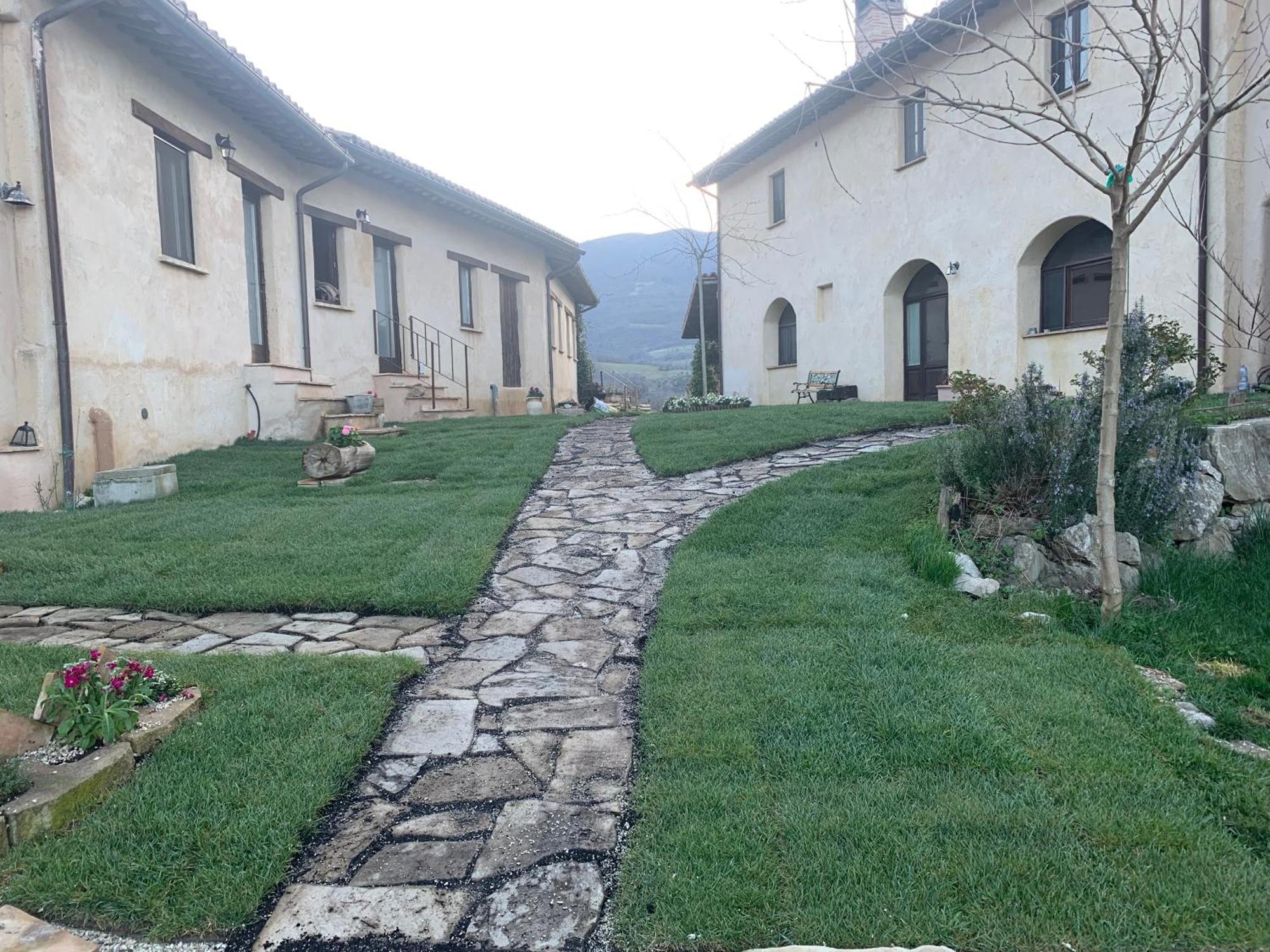 Agriturismo Il Covo Del Solengo Valtopina Eksteriør bilde